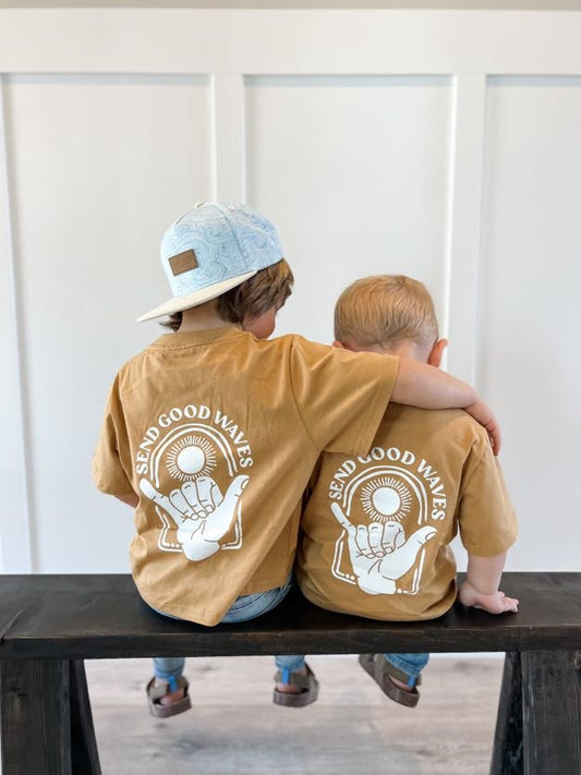 Clay Send Good Waves Toddler & Kids T Shirt
